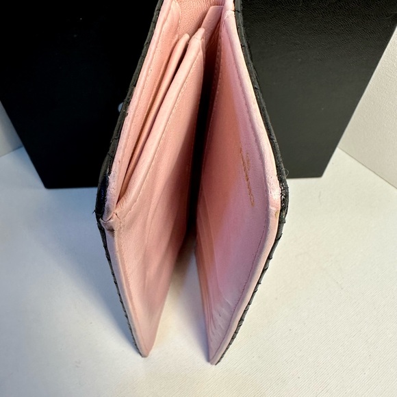 Chanel Bow Yen bi-fold wallet - Picture 6 of 9